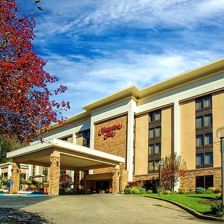 Hampton Inn Уилинг Экстерьер фото