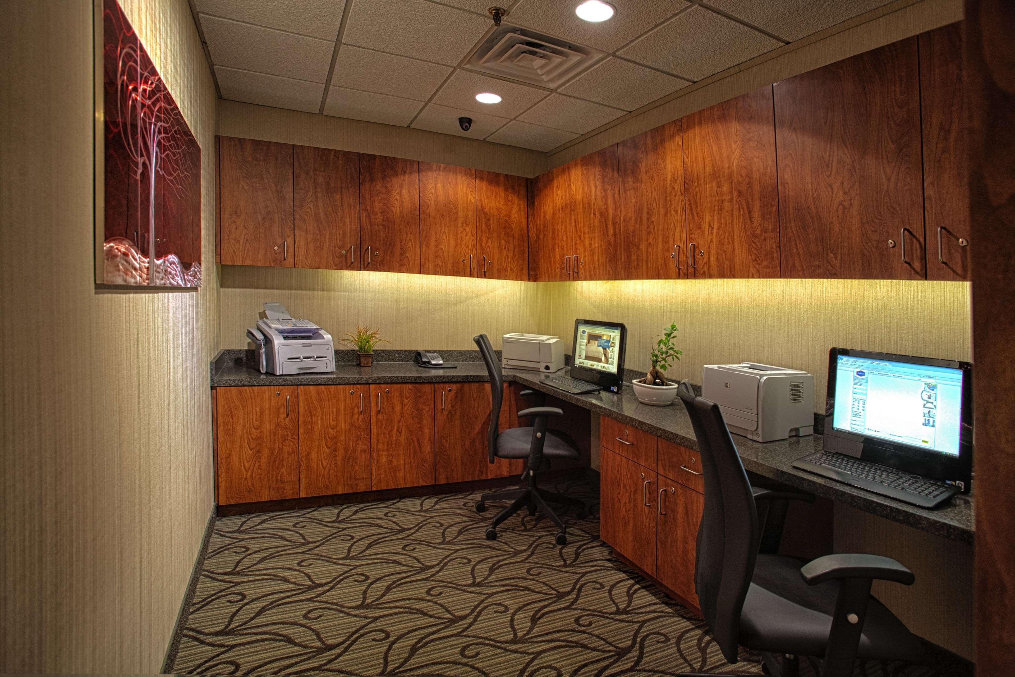 Hampton Inn Уилинг Экстерьер фото
