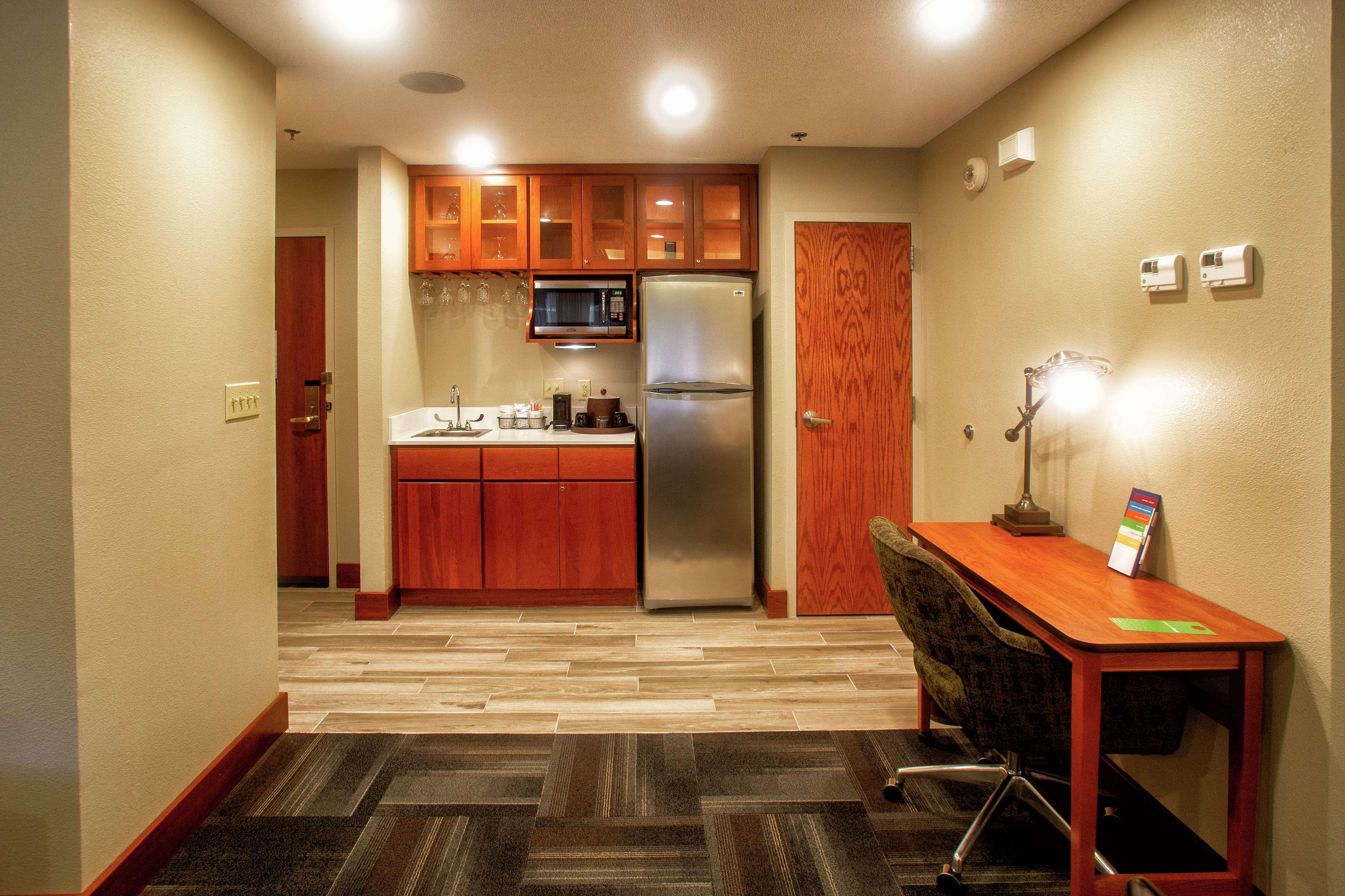 Hampton Inn Уилинг Экстерьер фото