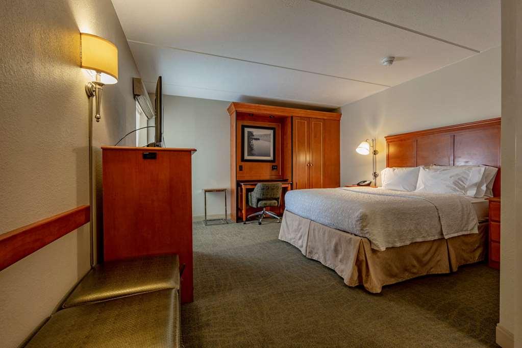 Hampton Inn Уилинг Номер фото